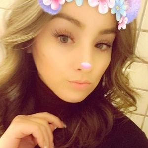 Meet your Posher, Luisa